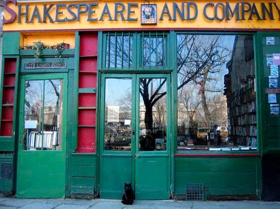 paris_color132 Shakespeare & Co.